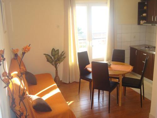 Apartments Roncevic #joko#
