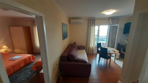 Apartments Roncevic #joko#
