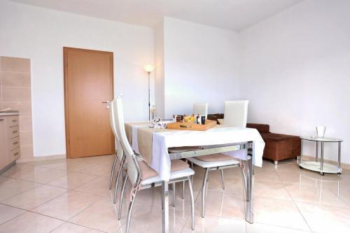 Apartment Seget Vranjica 10328a