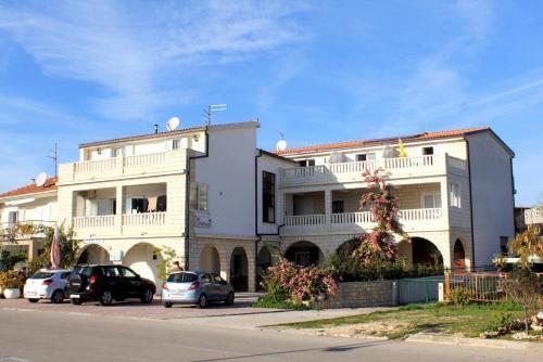 Apartment Rogoznica 1087e