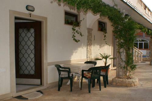 Apartment Splitska 2889b