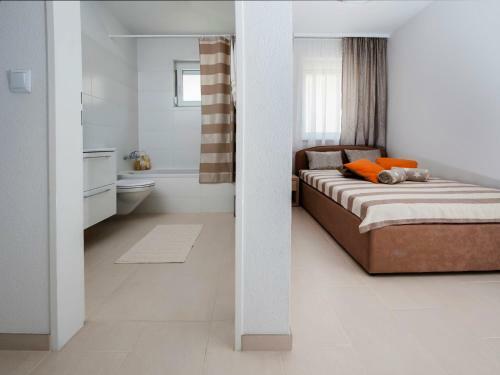 Apartments Anamar