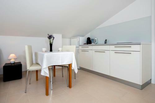 Apartments Anamar