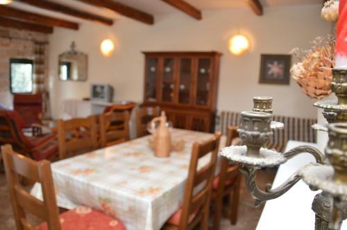 Villa Veleniki