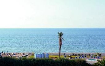 Hotel Residence Brezza Di Grecale