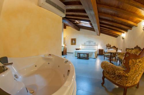 Hotel La Tavola Rotonda