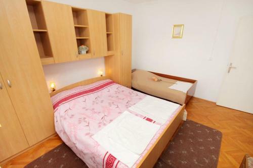 Hostal Triple Room Krk 5371b