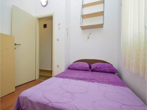 Apartment Zatonska 07