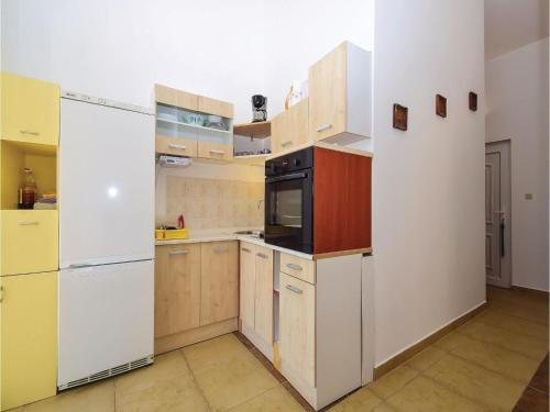Apartment Zatonska 07