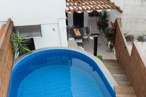 Hostal Elena Rooms