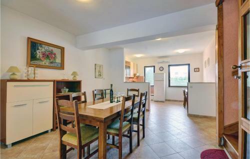 Apartment Fazana With Fireplace 03