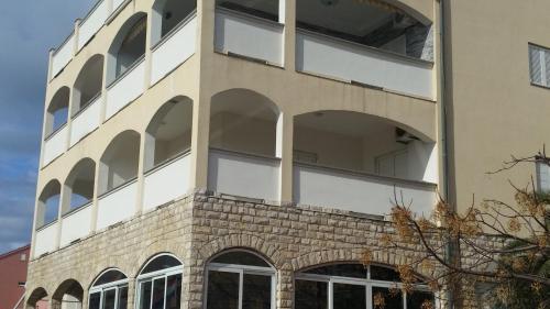 Apartments Palma - Novalja