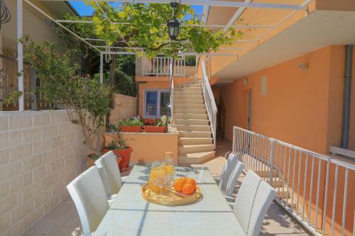Apartments Sunny Elza