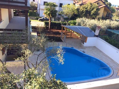 Apartments And Rooms With A Swimming Pool Novigrad - 11242