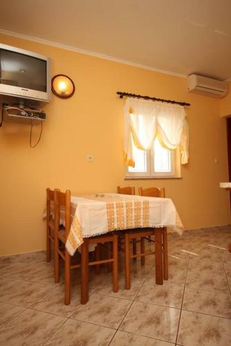 Apartment Stara Novalja 6469a