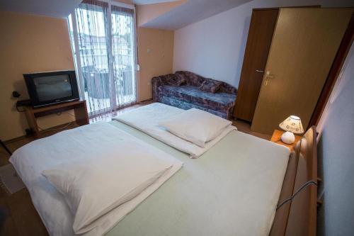 Apartment Rogoznica 2669c