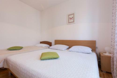 Apartment Novi Vinodolski 11702b