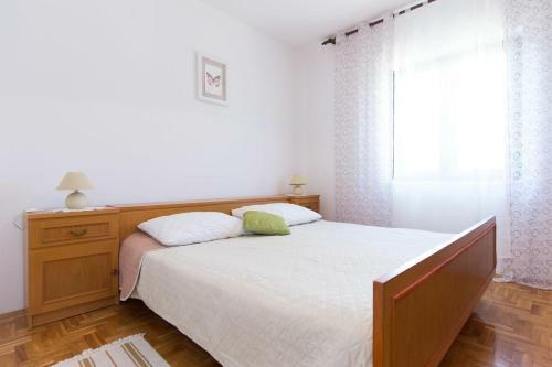 Apartment Novi Vinodolski 11702b
