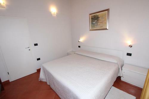 Hostal Apartments Villa Buric