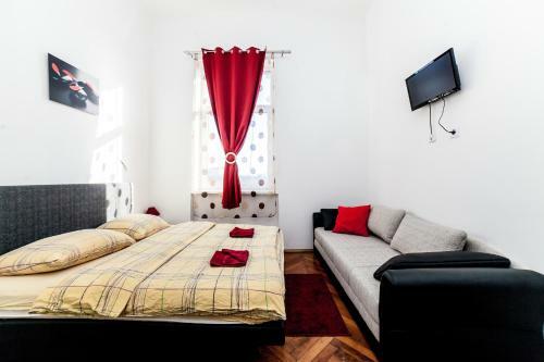 Palmers Apartments And Rooms