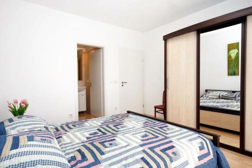 Apartments By The Sea Drasnice (makarska) - 6051