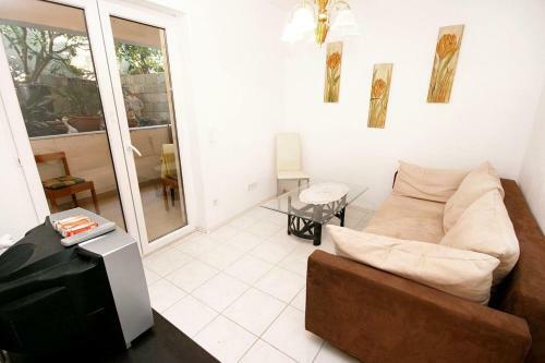 Apartments By The Sea Drasnice (makarska) - 6051