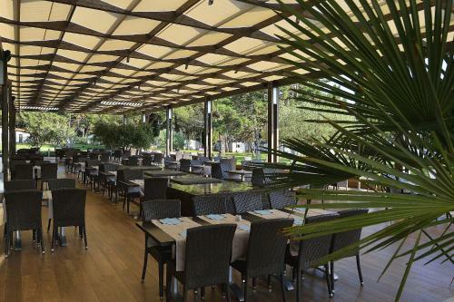 Hotel Laguna Materada
