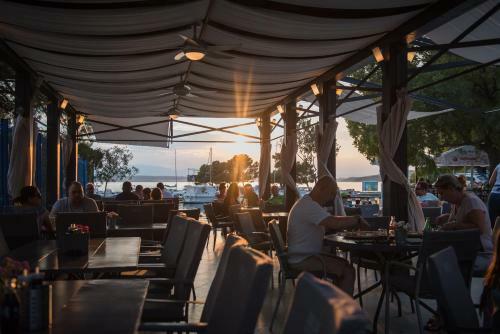B&B Galija