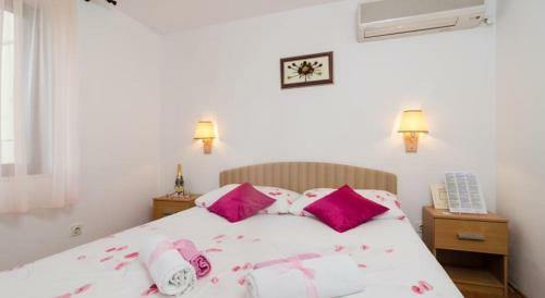 Hostal Rooms Radic