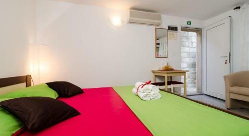 Hostal Rooms Radic
