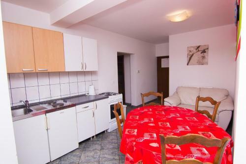 Hostal Apartmani ?u?i?