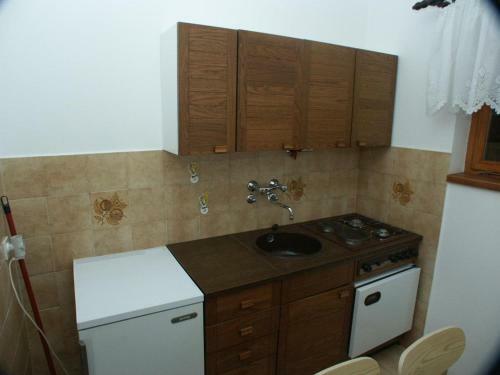 Apartment Supetarska Draga - Donja 2004b