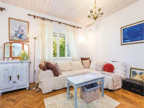 Apartment Barbat VI Cr