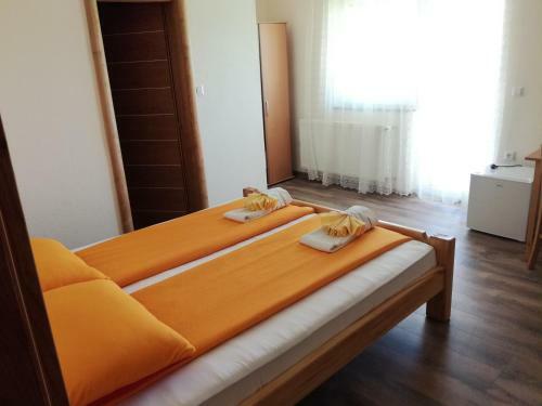 Hostal Rooms Ana