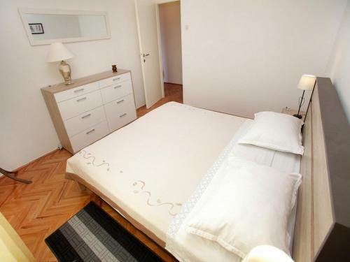 Apartment Salov