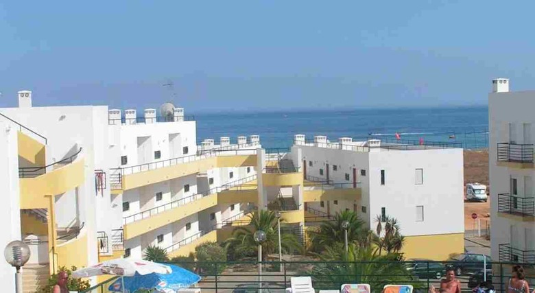 Hotel Clube Meia Praia