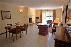 Hotel Vale Do Garrao Villas