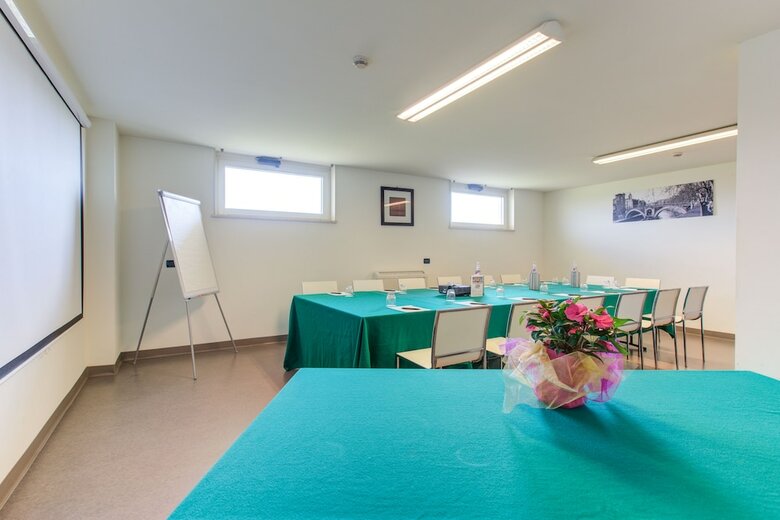 Ardeatina Park Hotel
