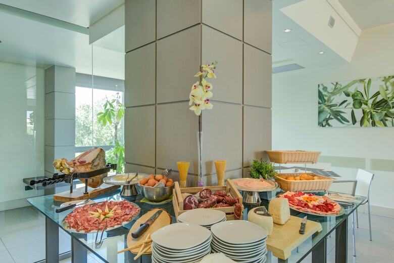 Ardeatina Park Hotel