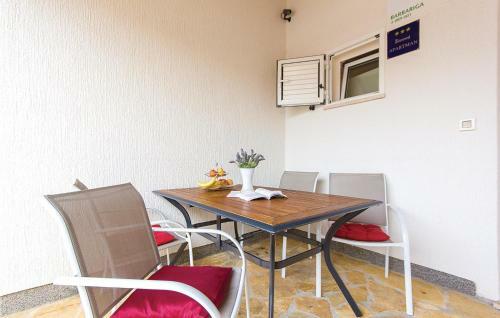 Holiday Home Barbariga 01