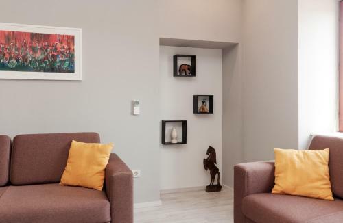 Ravelin Apartments