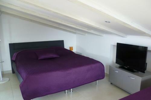 Montville Apartments