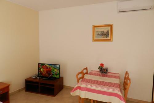 Mata Apartments