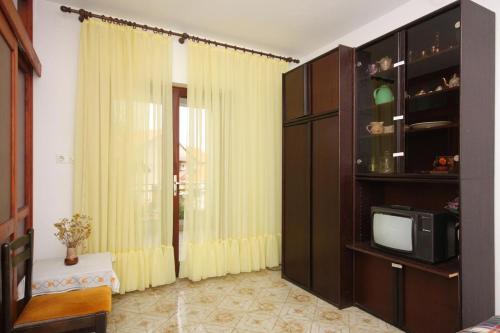 Apartment Supetar 5667a
