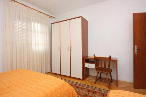 Apartment Supetar 5667a