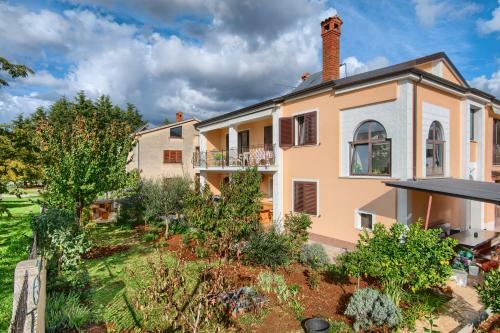 Apartments Vera Savic