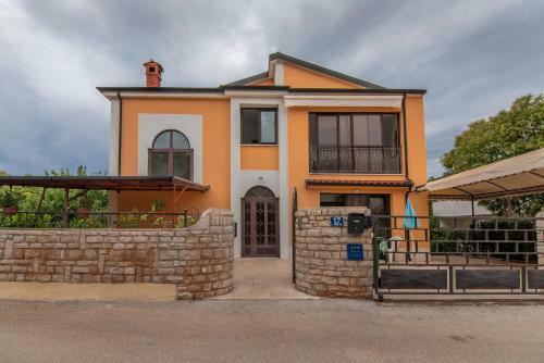Apartments Vera Savic