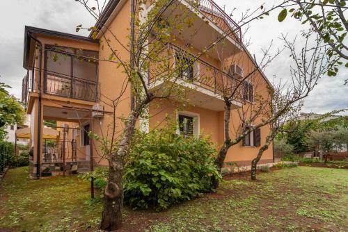 Apartments Vera Savic