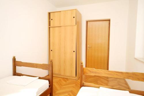 Apartments With A Parking Space Baska Voda (makarska) - 6057