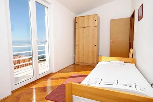 Apartments With A Parking Space Baska Voda (makarska) - 6057